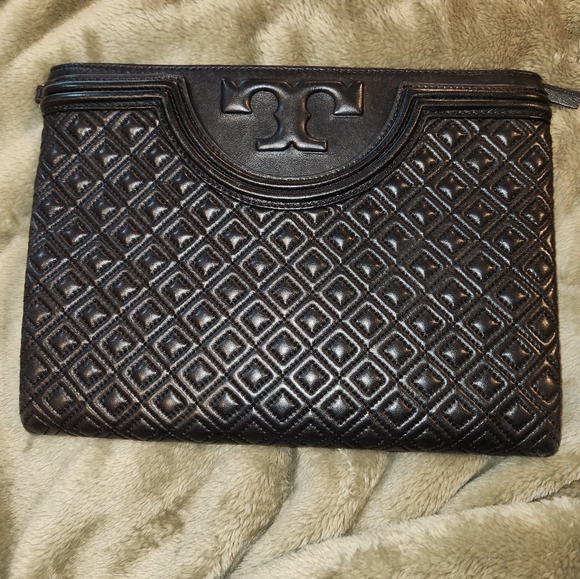 Authentic tory burch clutch - Picture 3 of 13